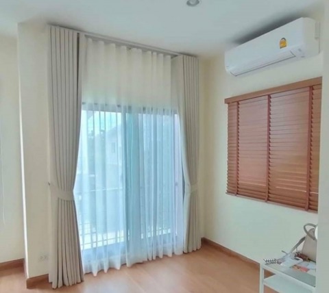 ติดตั้งม่านเทปลอนปทุมธานี